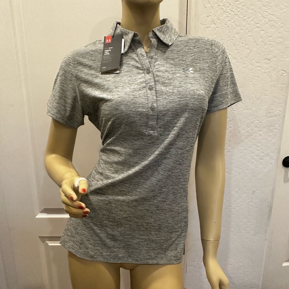 NWT Under Armour Golf Women’s Short Sleeve Size Medium